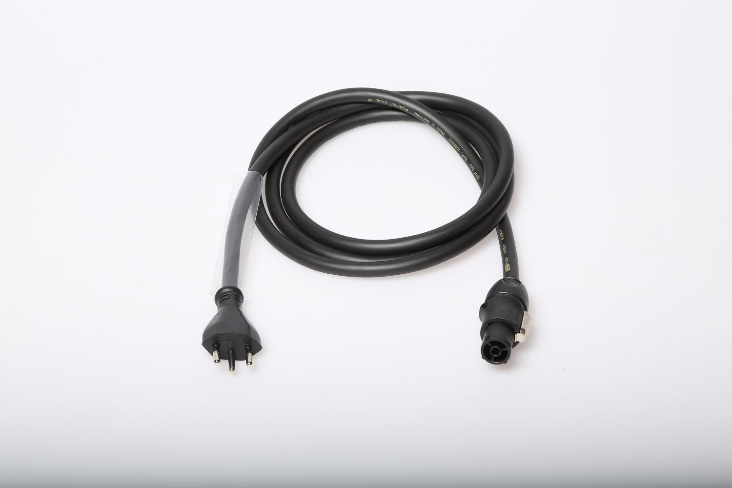 Netzanschlusskabel PowerCON True1, H07RN-F 3 x1,5 mm2, 2 m, mit angespritztem Stecker T12  Netzanschlusskabel PowerCON True1, H07RN-F 3 x1,5 mm2, 2 m, mit angespritztem Stecker T12