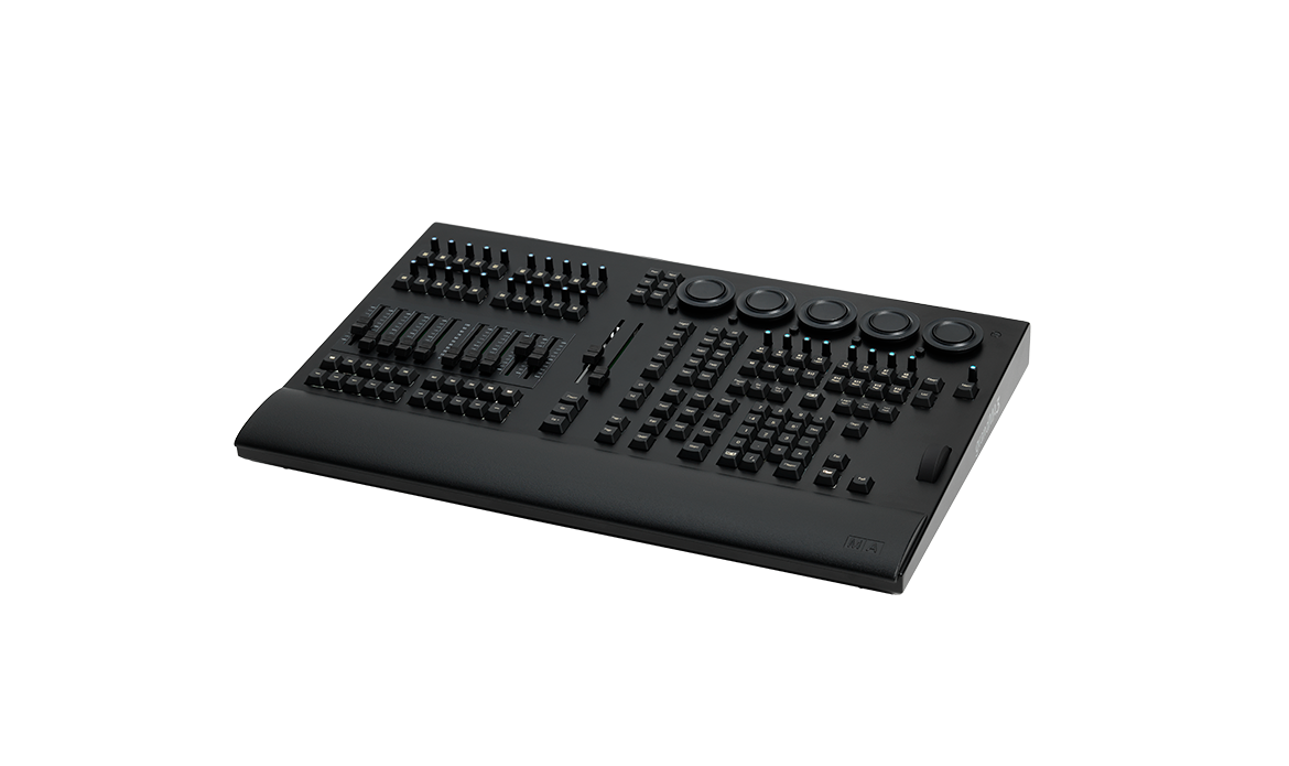 commandwingxt_angled MA_commandwingxt_angled.png