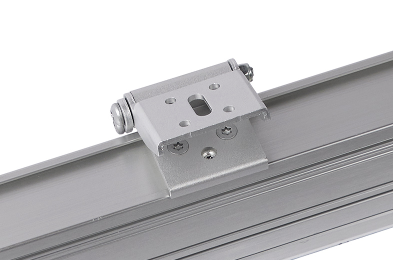 Martin Professional Exterior Linear Pro Adjustable Bracket, Set mit 10 Stk. Martin Professional Exterior Linear Pro Adjustable Bracket, Set mit 10 Stk.