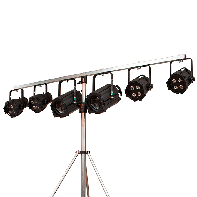 Doughty Engineering T-Bar/support transversal pour 6 phares, argenté Doughty Engineering T-Bar/support transversal pour 6 phares, argenté